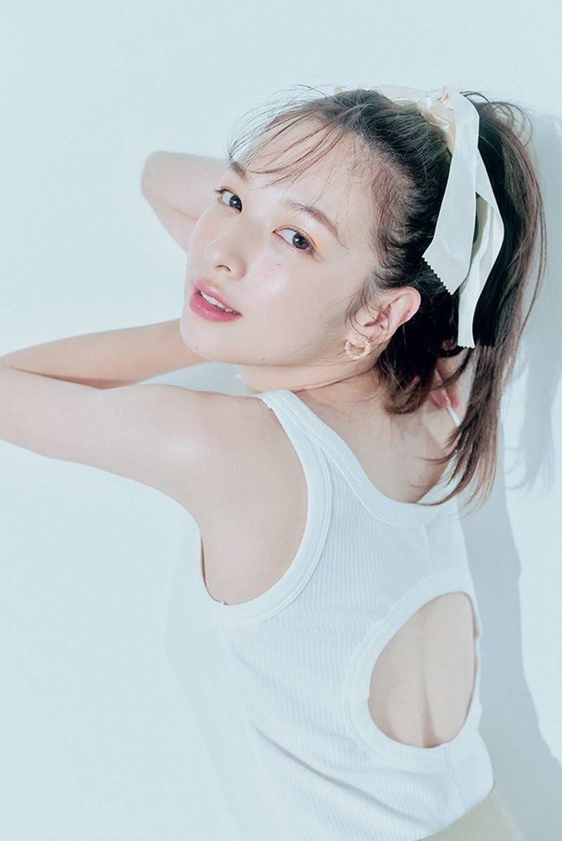 365days色っぽ うす い前髪がポイント ニョロモンポニーテール