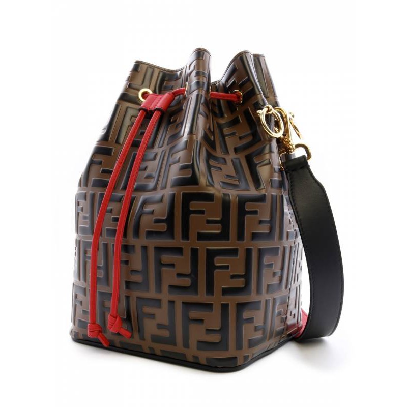 全新真品 Fendi 芬迪 Mon Tresor FF Logo 中款小牛皮水桶包Mon Tresor水桶採用束帶封扣和Fendi徽標細節設計。這款包包有一個內袋和一個可拆卸的可調節肩帶和鈕扣。採用小