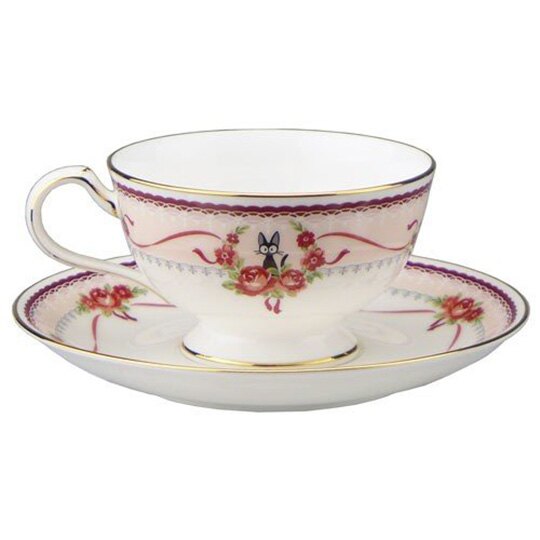 特殊骨瓷工法 骨瓷杯盤組合 可分開可搭配 冷、熱飲無限制 底部有墊高隔熱 下午茶最佳選擇