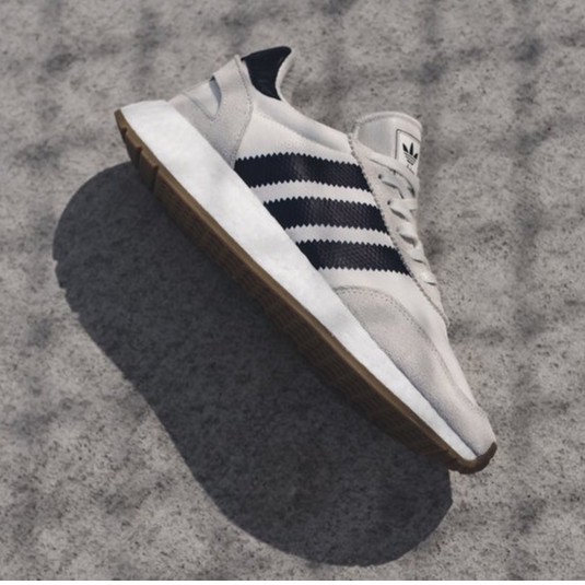 小編叮嚀：➜ 下標前請先詢問有無您所需要的尺寸唷 ❗ ▼購買前請先閱讀注意事項 ▼☑因庫存異動大，下標前請先詢問商品有無您要的尺寸。☑本賣場所販售之所有商品皆為經過【總公司授權許可公司貨】，商品皆為全