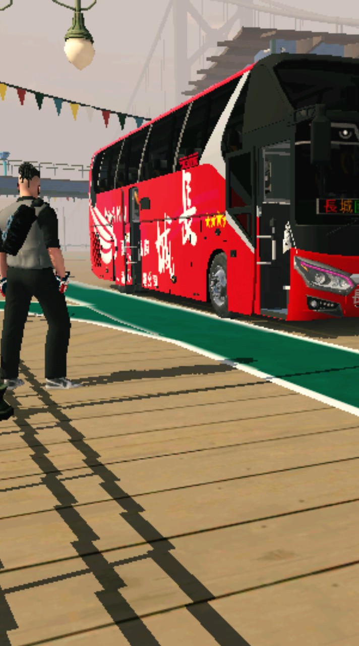 遊覽車聚群