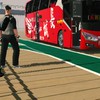 遊覽車聚群
