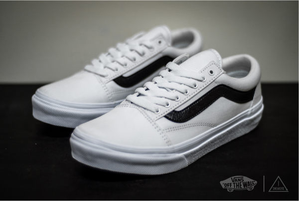 ISNEAKERS VANS OLD SKOOL 白黑 基本款 復古 滑板鞋 V36CL MDC／AG-JH86027