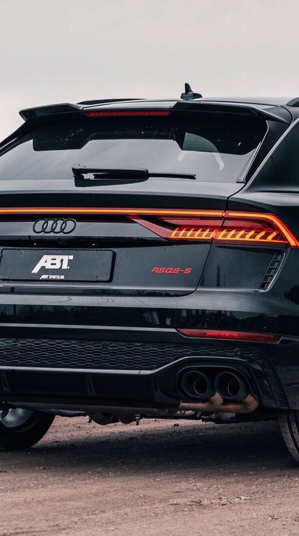 不喜歡車聚的Audi Q8群