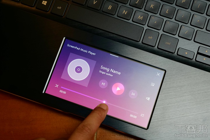 Asus 資訊月大玩觸控板變身， ZenBook 14 變數字觸控板、 ZenBook Pro 14 變第二螢幕