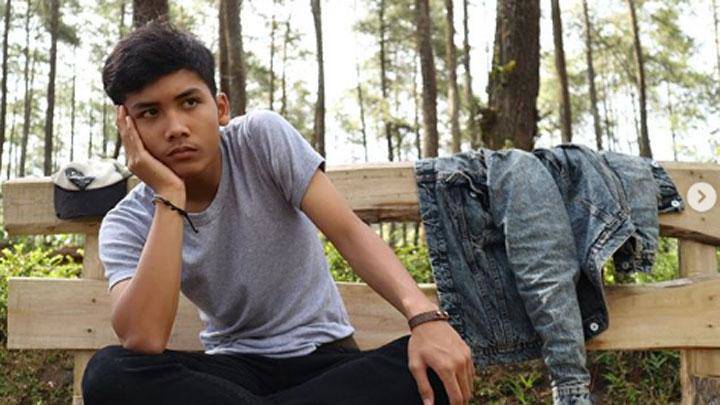 Pesan Aci Resti Di Unggahan Bintang Emon Bikin Netizen Patah Hati Tempo Co Line Today