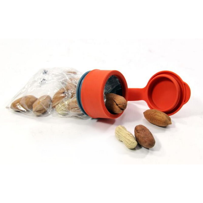 尺寸6x6x4.5cm 材質塑膠 顏色眾多不挑色 開包後的糖果堅果瓜子等一次內沒有食用完隔夜後便會受潮變味變質 用保鮮扣將食品密封保存就不會引來小強囉! 保存期限常溫10年 鑑賞期非適用期收到商品後請