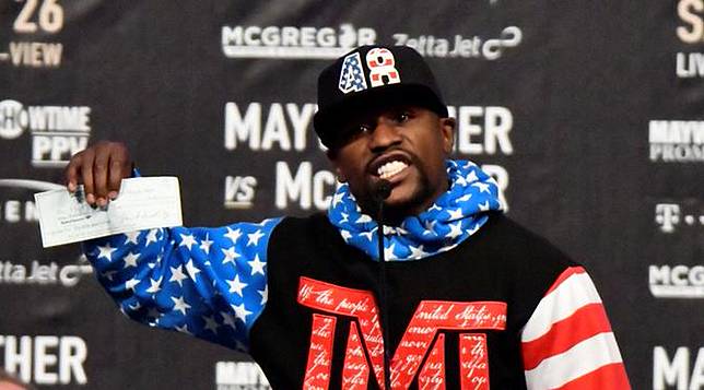 Kekasih Mayweather Jr Dapat Teror dari Pendukung McGregor