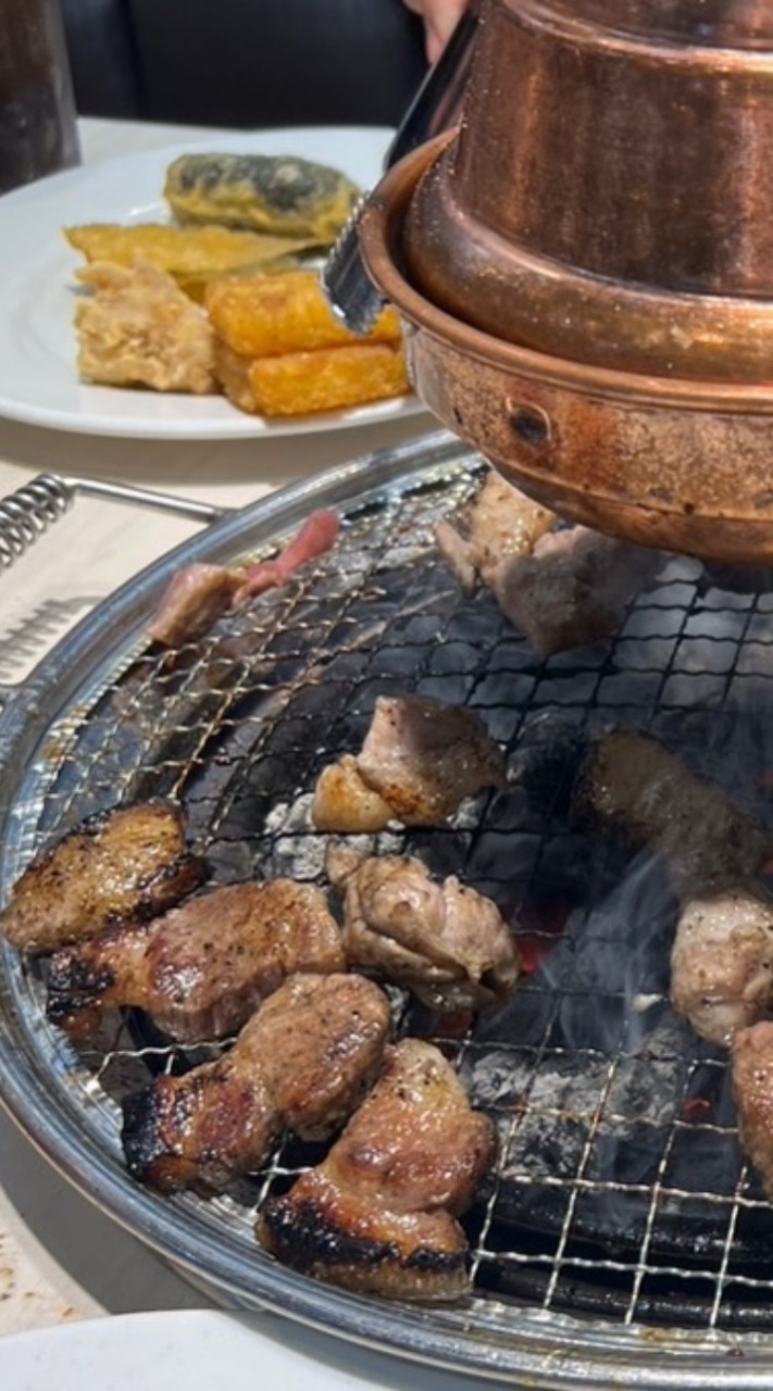 FF.พาไปอีส 🥩🍗🍣