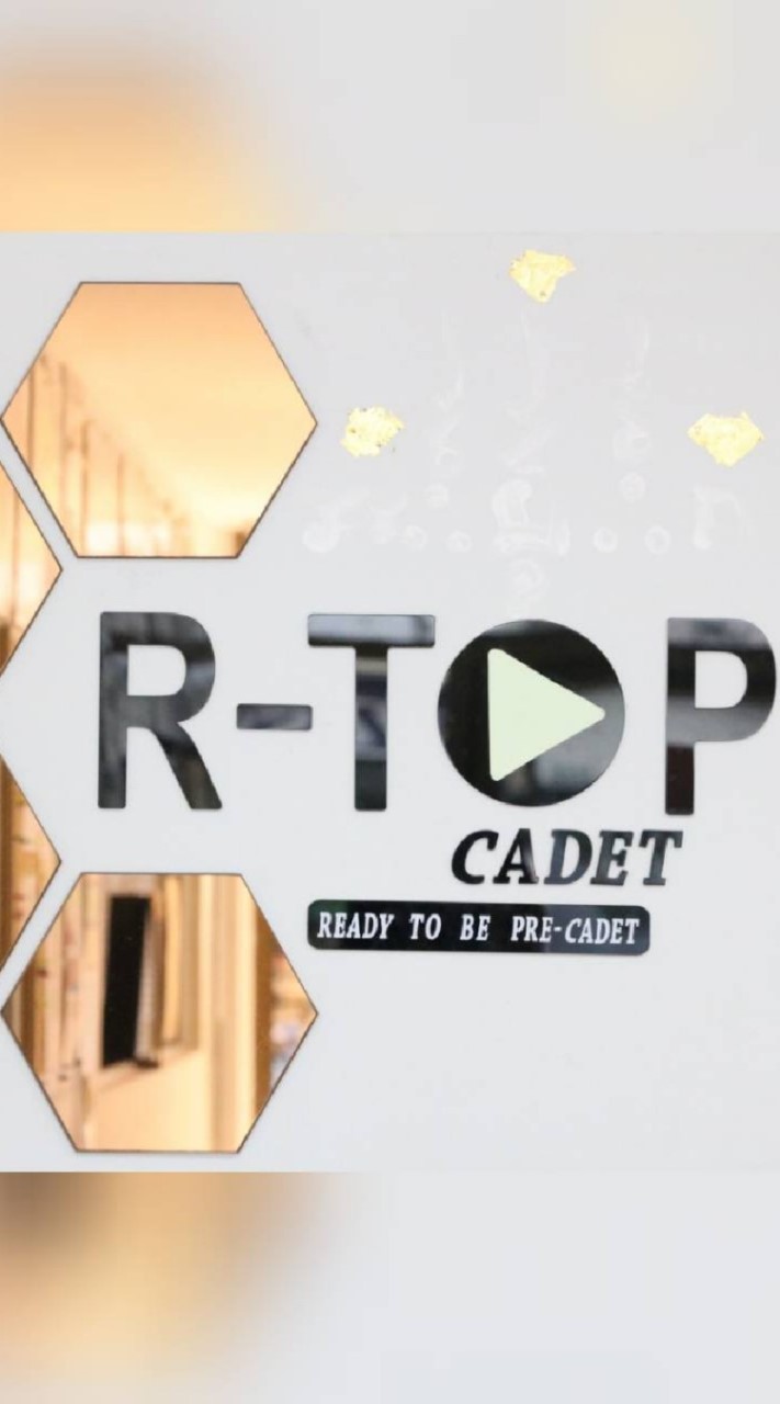 R-TOP CADET