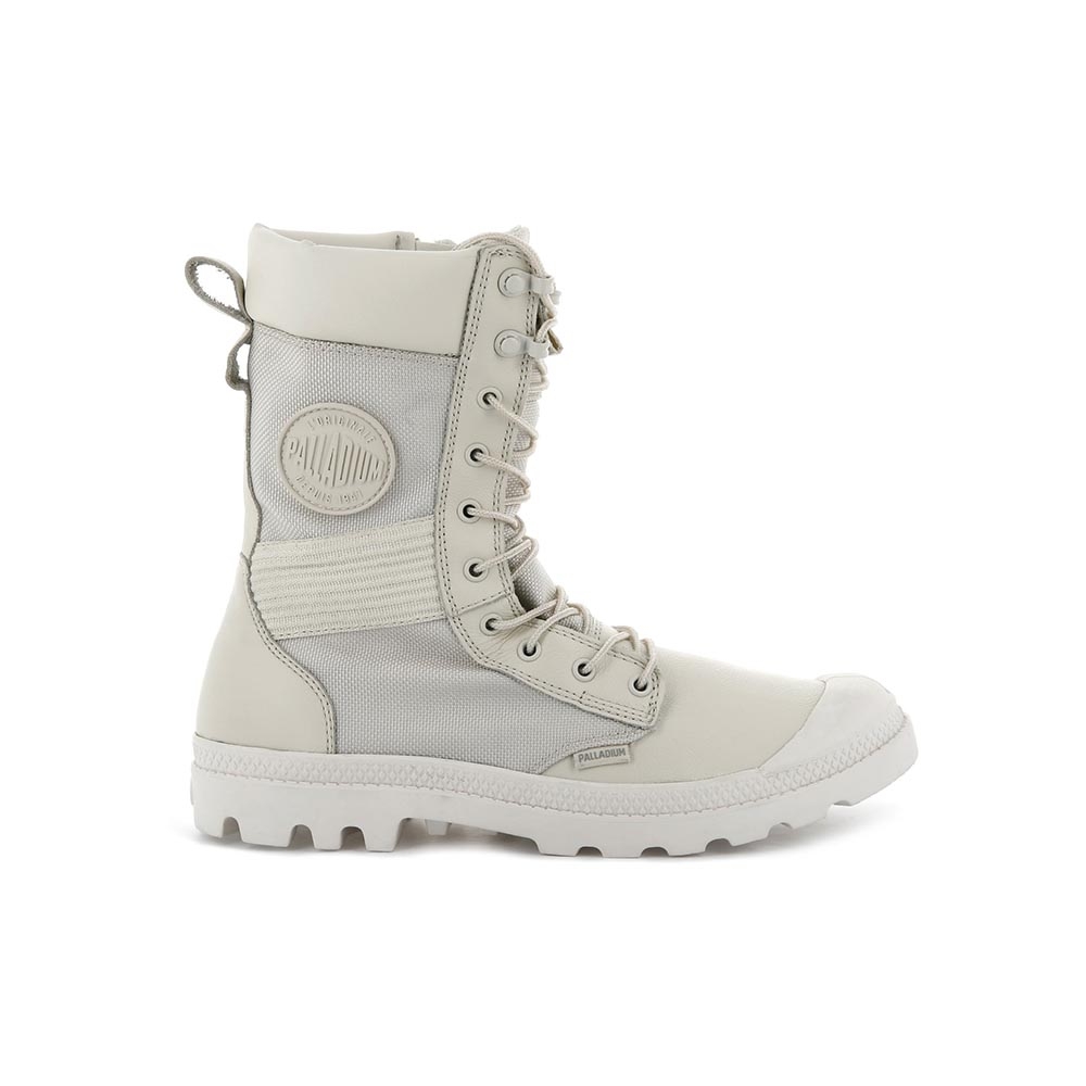 承襲法國軍風的經典傳承，PALLADIUM創立迄今延續品牌不斷探索的大膽精神，自1947年起探險過的47個全球指標性城市，經過70年的不斷尋求創新與超越，決定以#DARETHEUNKNOWN為理念號召