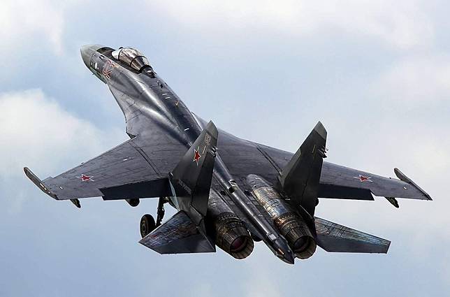 Canggih! Ini 4 Fakta Pesawat Tempur Sukhoi Su-35