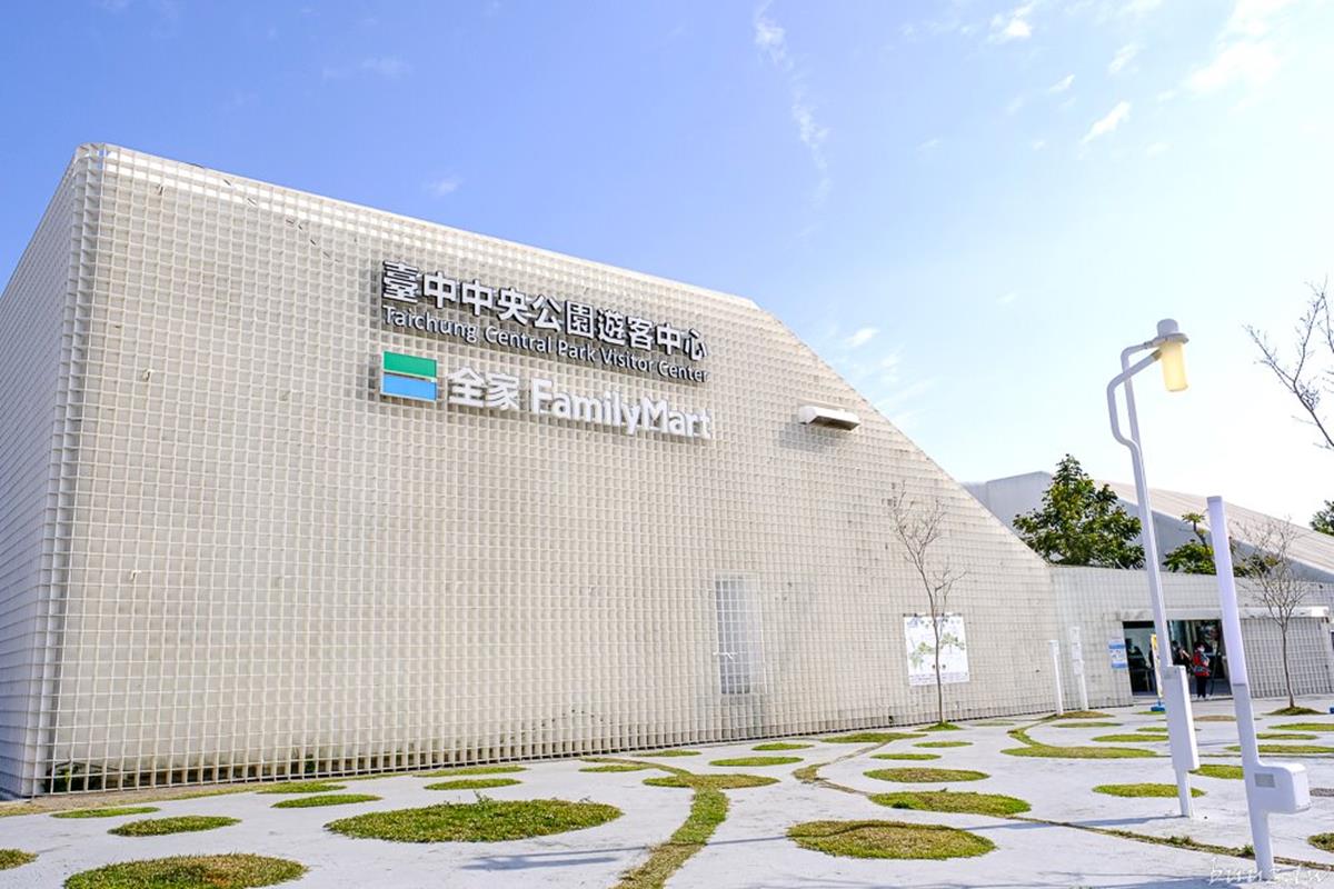 占地20萬坪稱霸台中！「中央公園」６大IG夯點免費拍爆，順路吃３美食