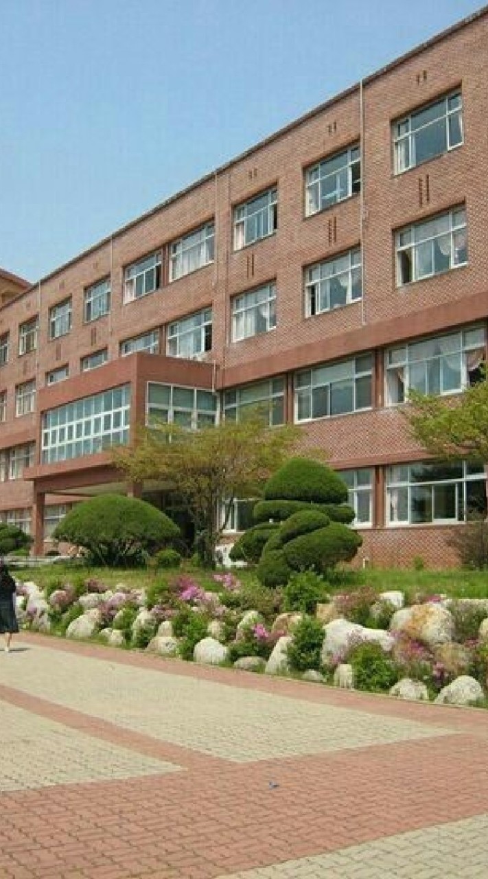 โรงเรียนมัธยม