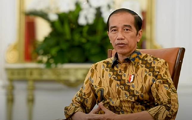 Arti the king of lip service artinya