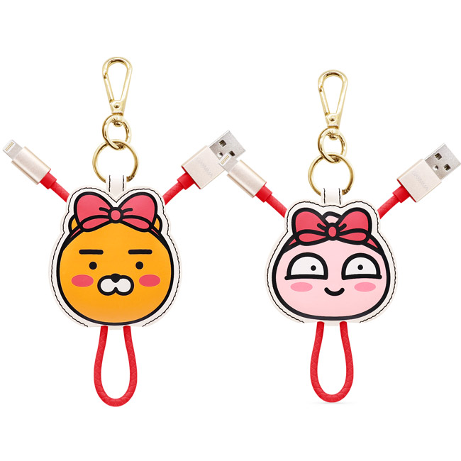 規格: 品名: GARMMA KAKAO FRIENDS Apple Lightning 皮革吊飾傳輸線 適用接頭: Lightning(8pin) 重量: 約80公克 (含包裝) 長度: 24cm