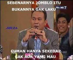 Ngeselin Parah! 10 Meme Cak Lontong Ini Bisa Buat Puasa Batal