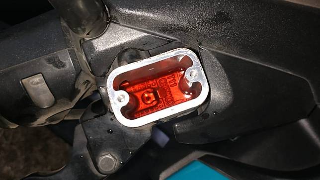 Rahasia Mekanik Begini Cara Kuras Minyak Rem Motor Yang Paling Cepat Gridoto Line Today