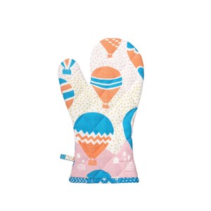 手工絹印與棉麻混紡材質 交錯大自然美麗的幾合圖案 產品為手工網版印製，獨一無二 配戴時可保護至上手臂約一半位置