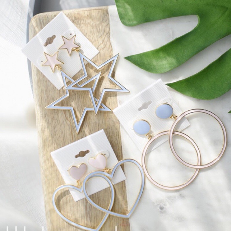 百搭風超大圓環五角星愛心糖果色耳環耳飾耳釘 材質：合金 直徑約:4cm