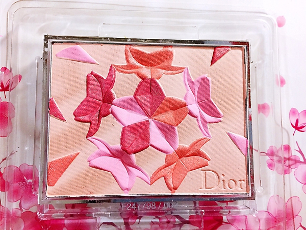 DIOR 迪奧 雪晶靈櫻花粉頰彩 002 春季限量 腮紅/打亮全新百貨公司專櫃貨白盒 (特別限量版)