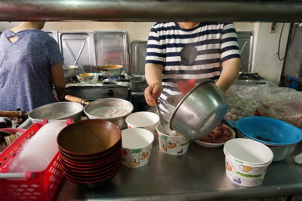 永春廣東粥永春廣東粥, 金門早餐, 金門美食, 金門金城早餐店, 金門廣東粥, 金門油條, 食尚玩家推薦