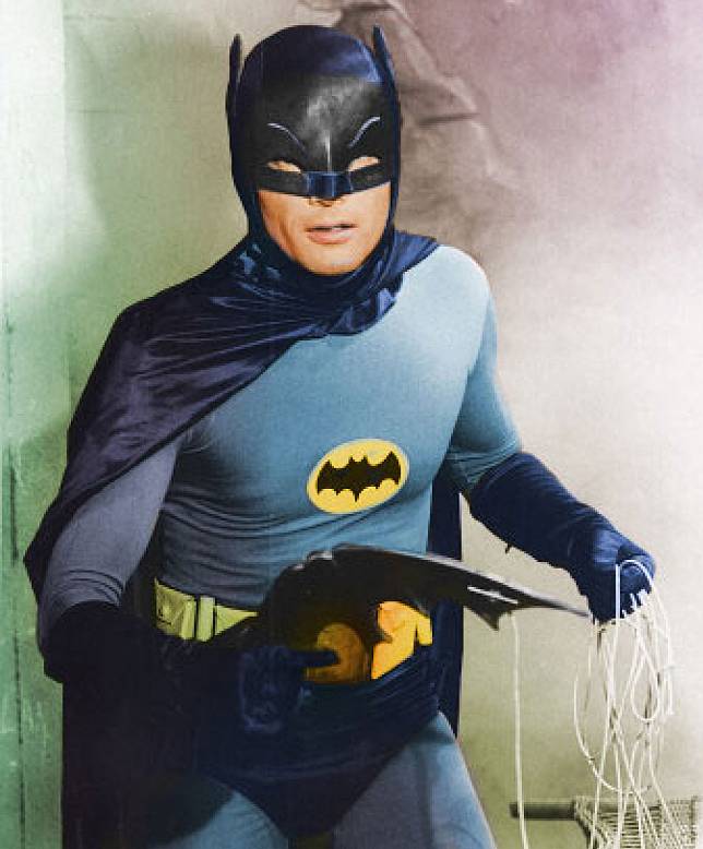 Pemeran Batman, Adam West Meninggal Dunia di Usia 88 Tahun