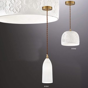 尺寸：W:200mm H:180mm 線長:1000mm 光源：LED E27x 1 / 燈泡另計 材質：透光磁 麻編吊線 更多燈款請搜尋 【PW居家燈飾】 另有多燈可選 本產品不含標準安裝，如需標準