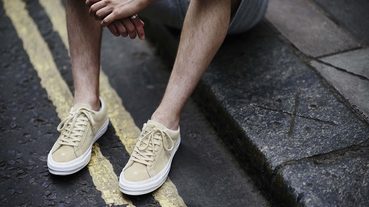 官方新聞 / 倫敦街頭神秘路沿石化為鞋履 Converse x Footpatrol One Star