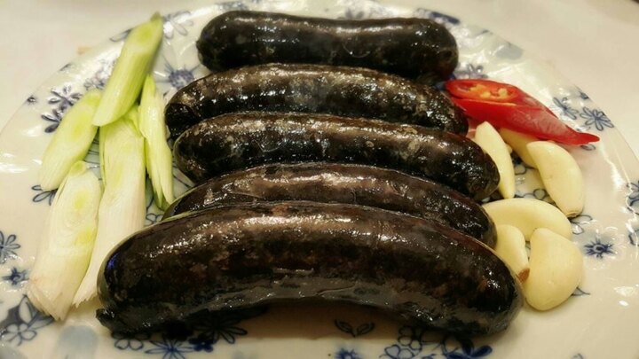 【東港漁霸】墨魚香腸 --- 300克(包) 海鮮 / 香腸 / 禮盒