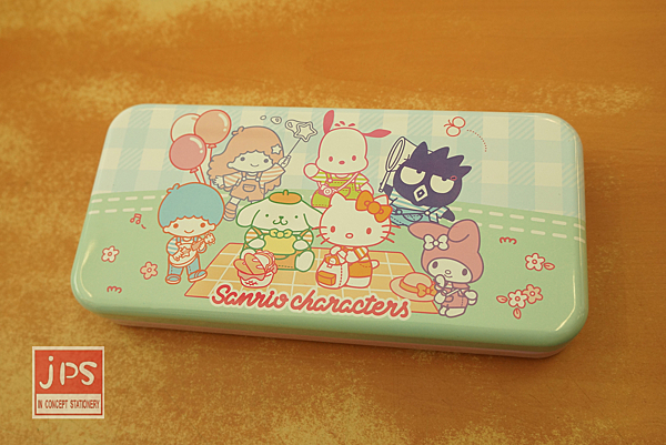 大小約21cm×10cm×2.8cm。