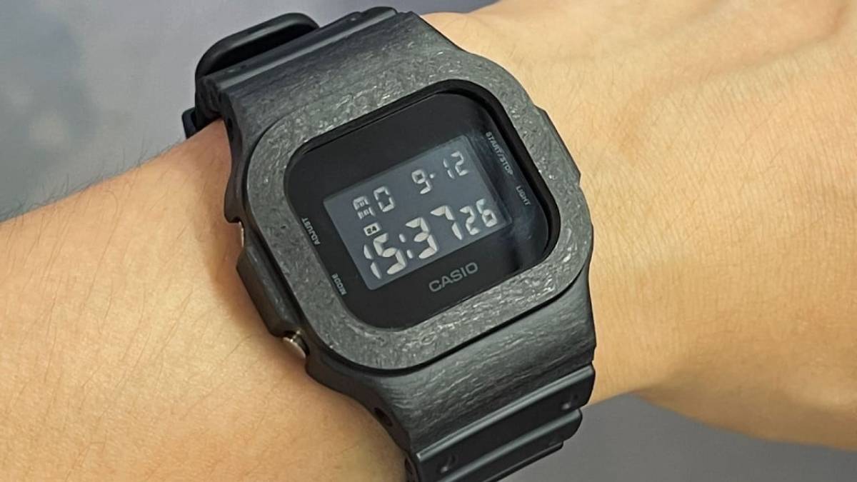 改用碳纖物料製作錶身Damue 定制版Casio G-Shock DW-5600