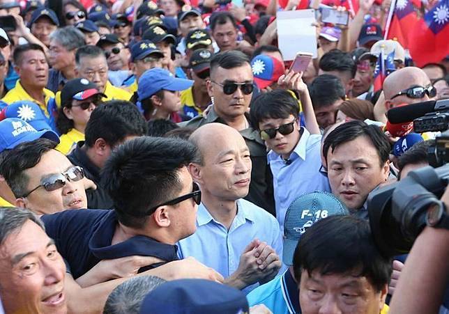 韓選情不樂觀？民調三成不表態...他看出端倪！