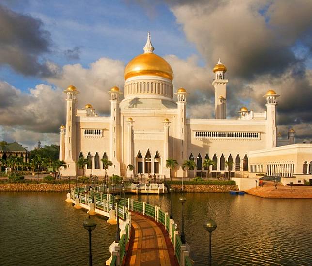 Gambar Istana Nurul Iman Brunei Darussalam – pulp