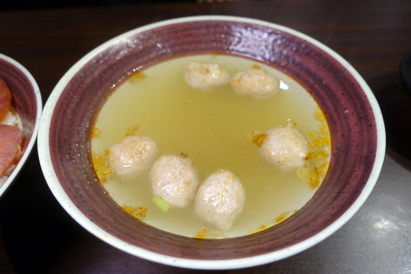 溪尾街美食-鼎街鴨香飯三重溪尾店，三重鴨肉飯，鴨香飯、韭菜鴨腸、炒鴨血，三重好吃鴨肉飯，好吃不貴可外送鴨肉飯