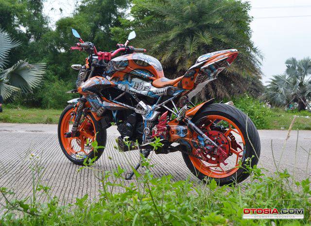  Kawasaki Z250 SL Berotot Grafis Techno