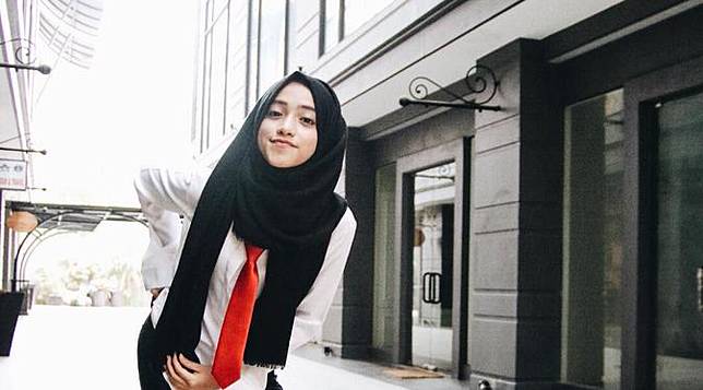 Buat Anak ABG ini 7 Gaya Hijab Yang Tepat Untuk Kamu Tiru