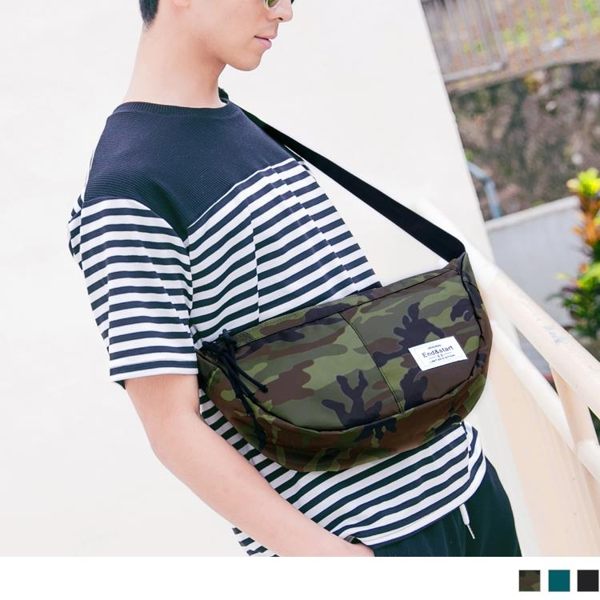 《YA296》率性船型綁繩英文貼布斜背包 OrangeBear