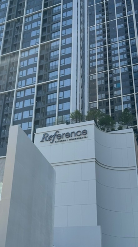 Reference Sathorn Family