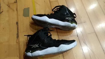 網友 顏才晉 鞋評 / ASICS NOVA SURGE