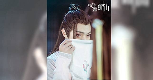 許凱首次女裝亮相引暴動　網喊：仙女下凡！