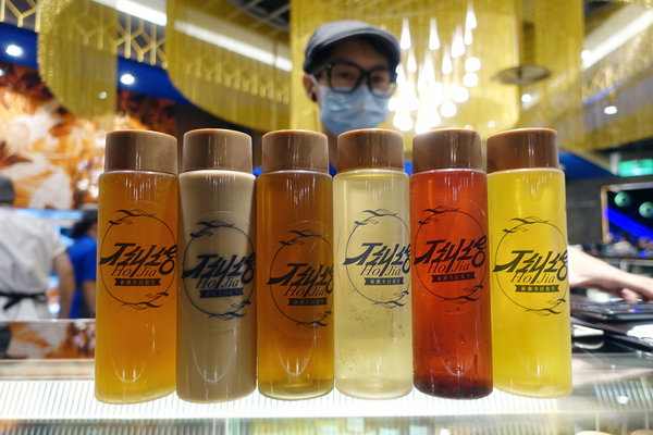 不糾結清粥小菜，台北ATT 4 FUN清粥小菜，正餐宵夜都有賣(含不糾結清粥小菜訂位、價位、包廂資訊)