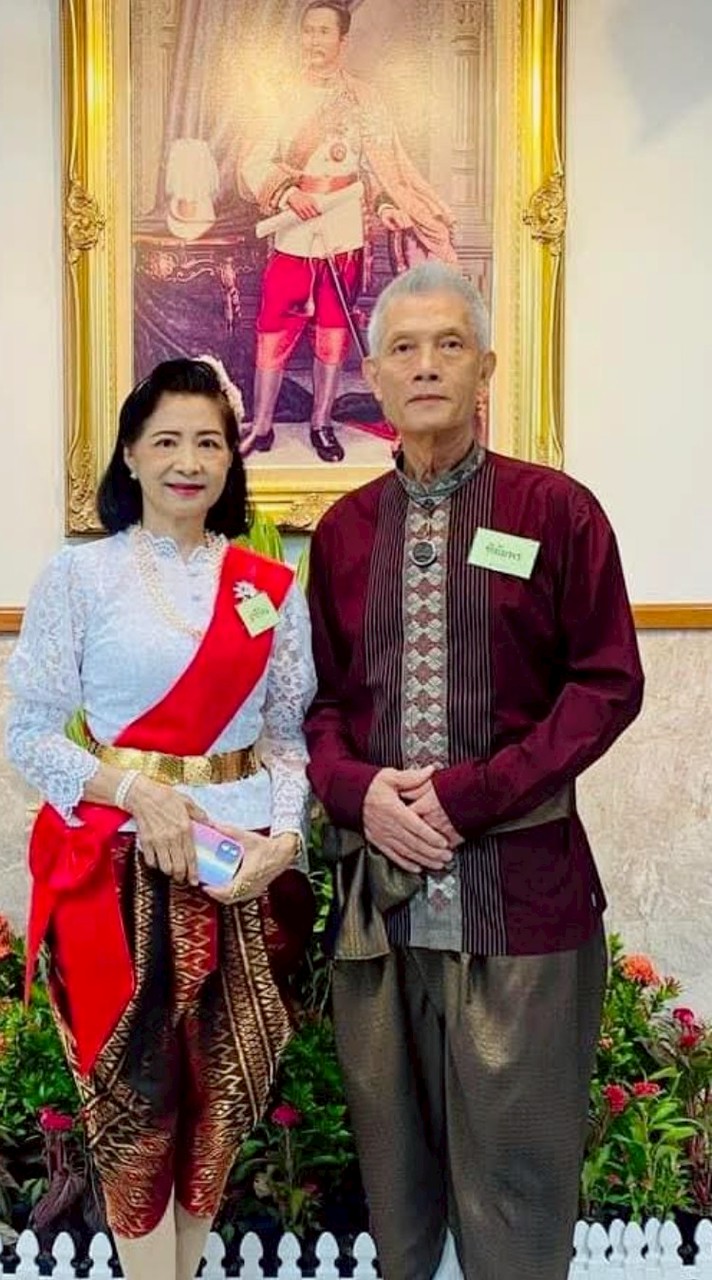 ลีลาศครูอารีรัตน์