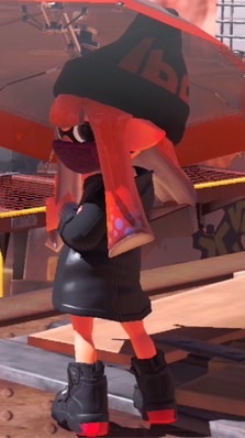 ，