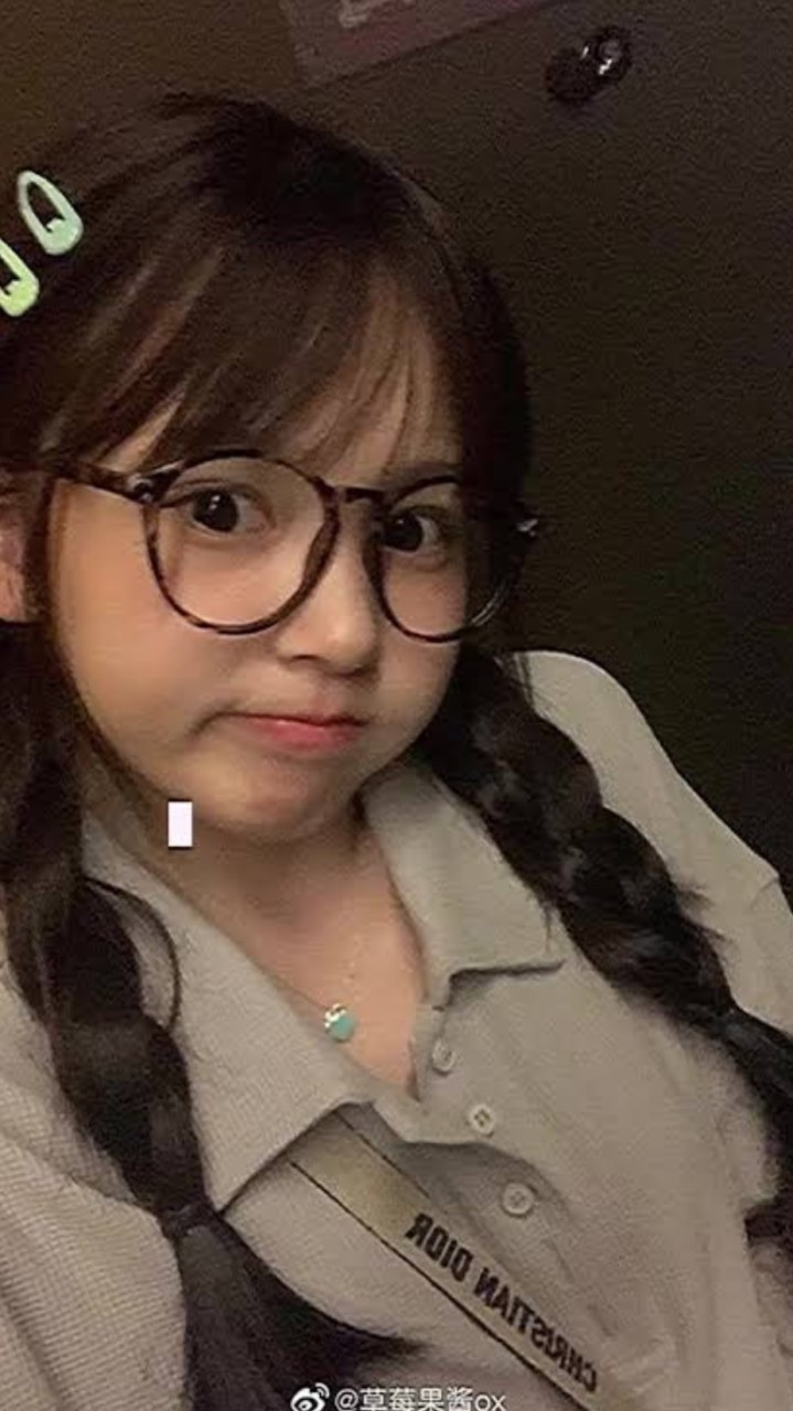 แจกรูปแชทปลอมคั้ปมาแจกหรือแลกกันหน่อยจิ