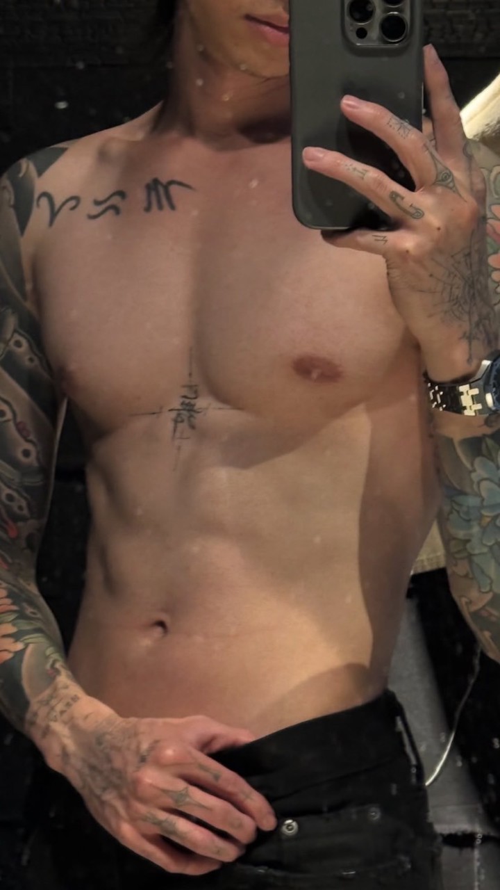 Keshi台灣粉絲團