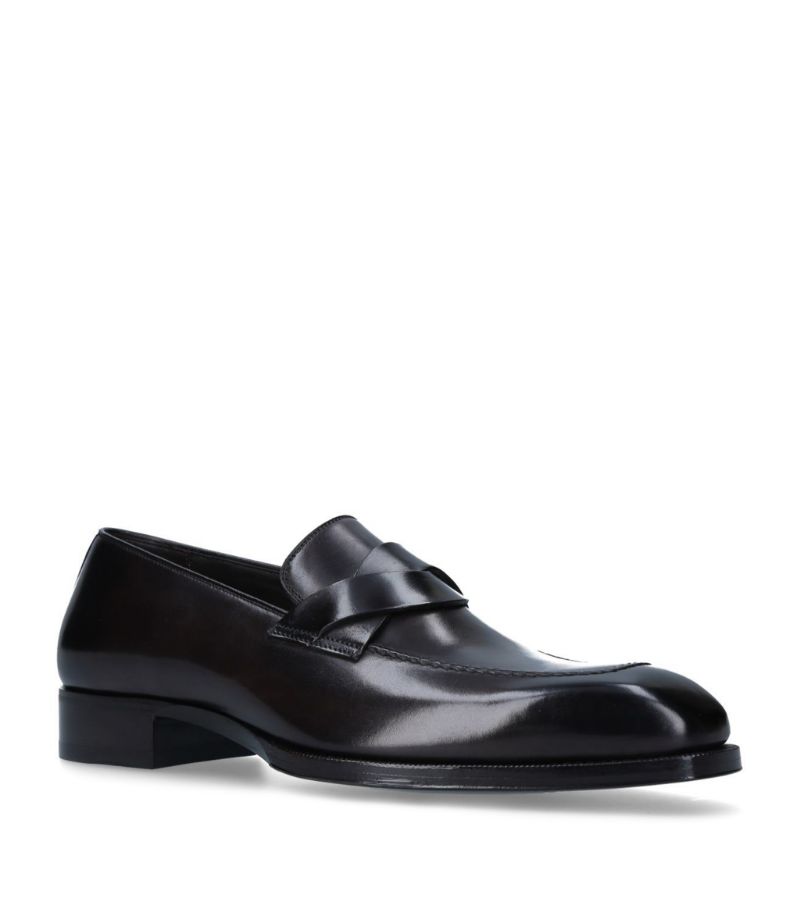 Buffed to the most dapper lustre, TOM FORDs Elkan loafers showcase the enduring appeal of premium le