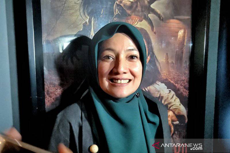 Semua Tentang Asri Welas Berhijab Terbaru