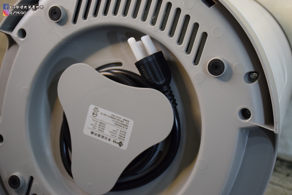 伊德爾-氣炸鍋DSC_0044 (2)Liz開懷大笑看世界.JPG