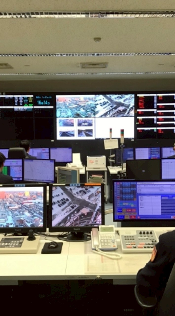 横浜消防局 3係 指令管 制員室